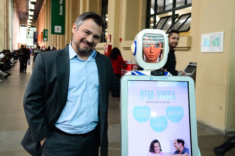 Secretário de Comunicação Social da SBOC fala sobre câncer do colo do útero em ação do movimento Força Amiga